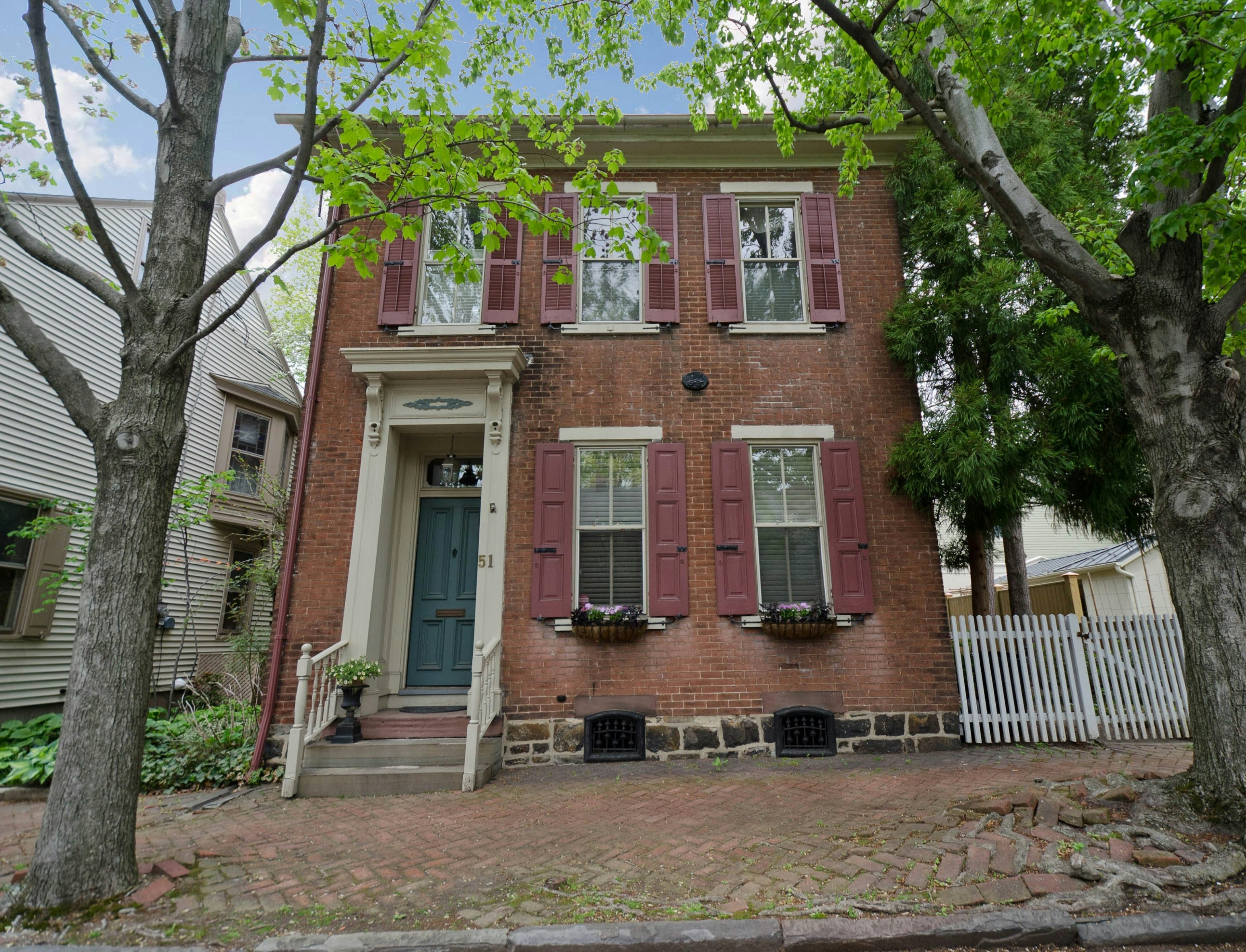 51 E Wall Street, Bethlehem, PA 18018, Presented by Carol C. Dorey Real Estate, Inc, Carol C